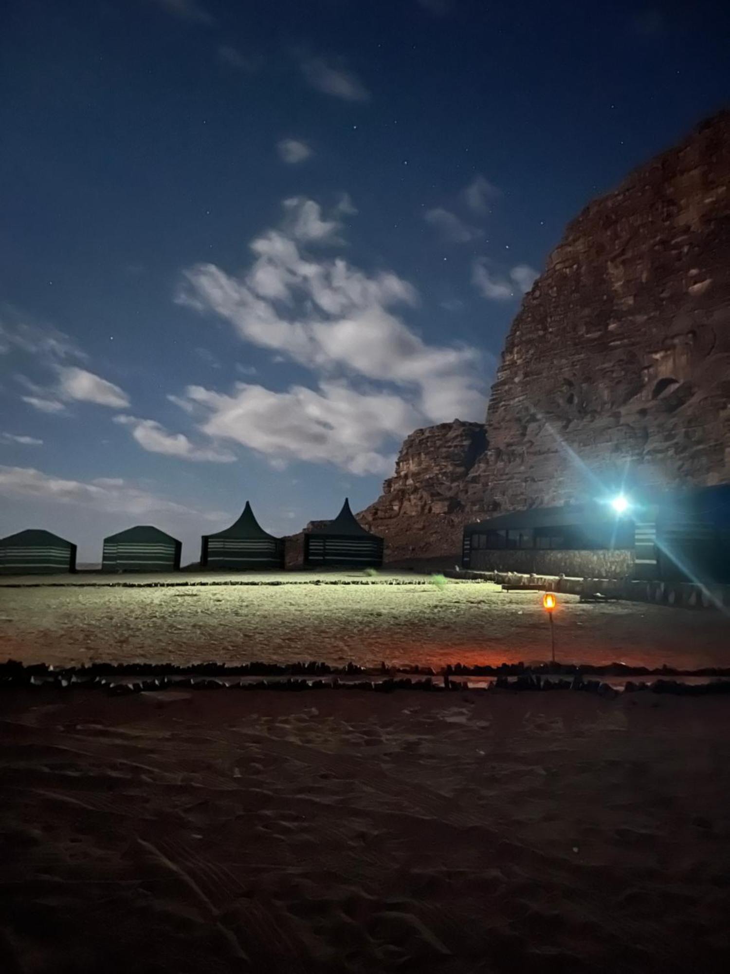 Desert Stars Rum Camp Rum vádi Kültér fotó